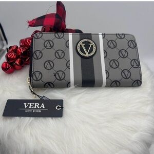 Vera New York Gray Signature Stripe Zip Wallet